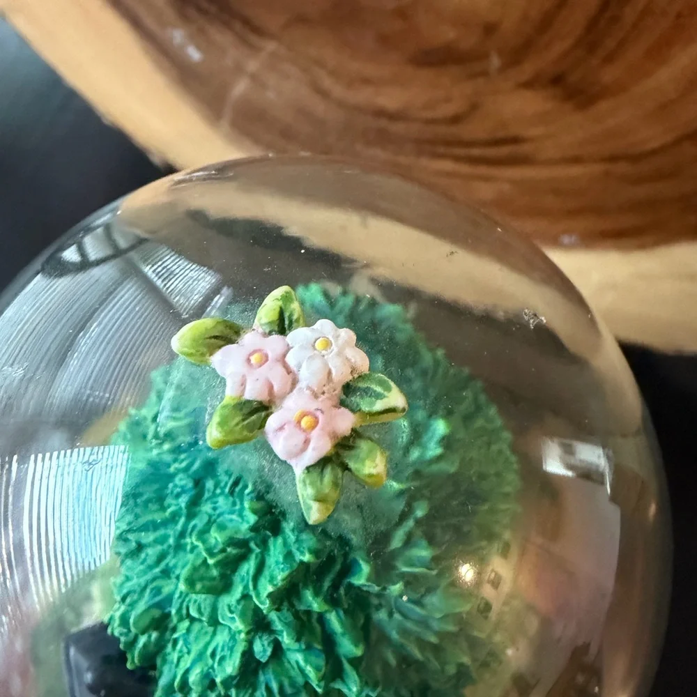 Vintage Disney: Mickey, Minnie & Pluto in Park With Bell Jar/Dome (Pluto Damage) - Picture 12 of 12